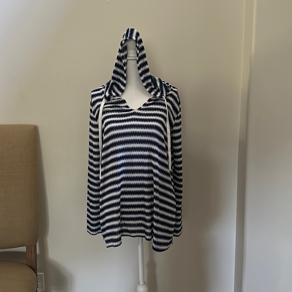 Long sleeve coverup